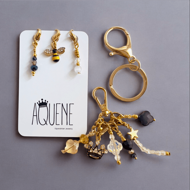 EQUI CHARMS JOCO AS et 9 x CHARMS BONNET 