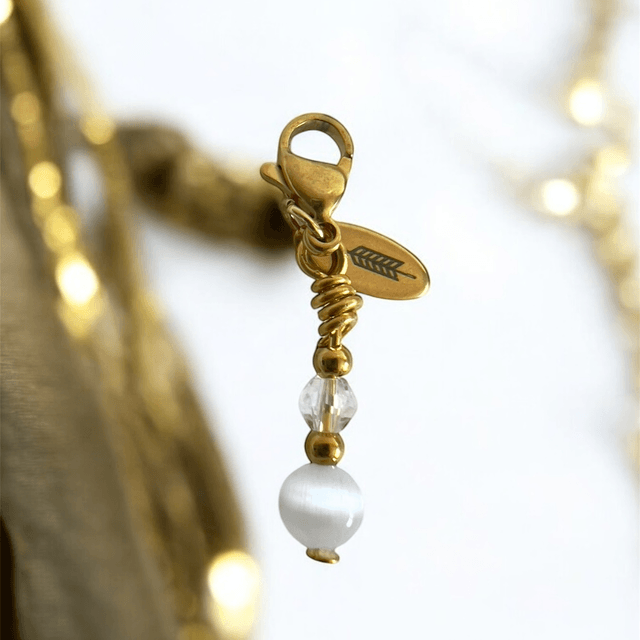 EQUI CHARM MOON