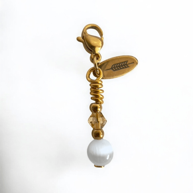 EQUI CHARM MOON